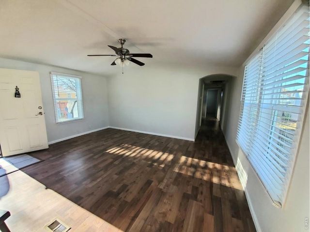 221 W 57th St B32, Loveland, CO 80538