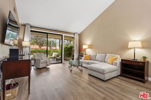 303 Villena Way, Palm Desert, CA 92260