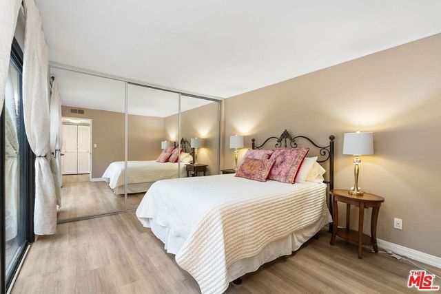 303 Villena Way, Palm Desert, CA 92260