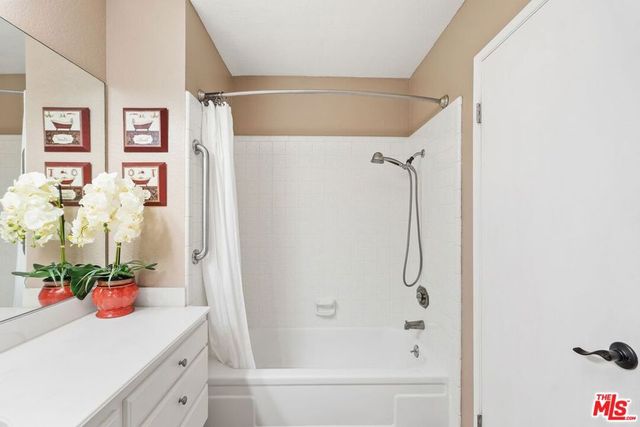 303 Villena Way, Palm Desert, CA 92260