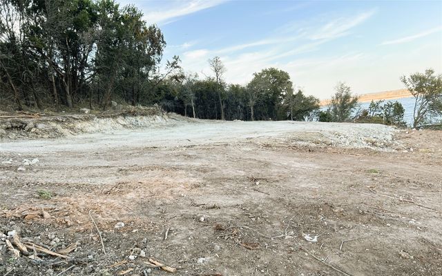 2881 Pathfinder Court, Granbury, TX 76048