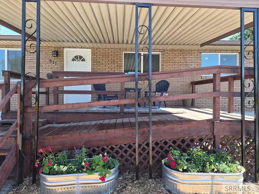 Image 3 of property listing at 511 E Poplar Street, Pocatello, ID 83201