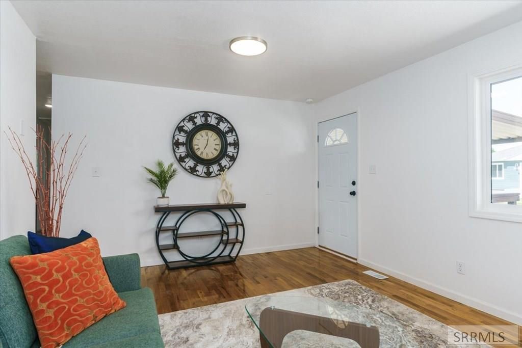 Image 8 of property listing at 511 E Poplar Street, Pocatello, ID 83201
