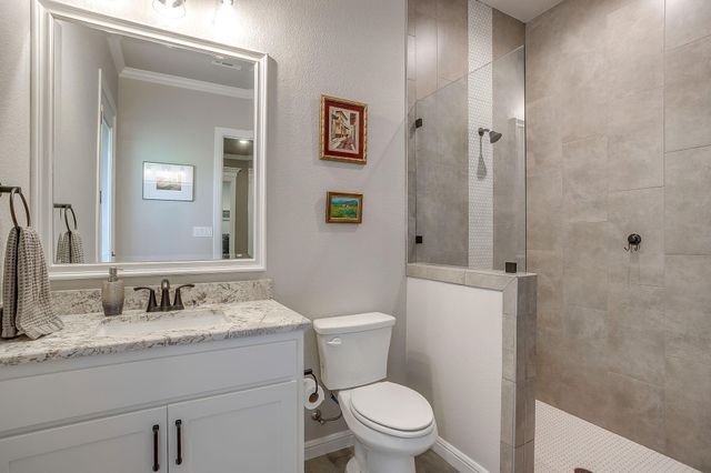 104 Woodview Creek Trail, Fort Worth, TX 76108