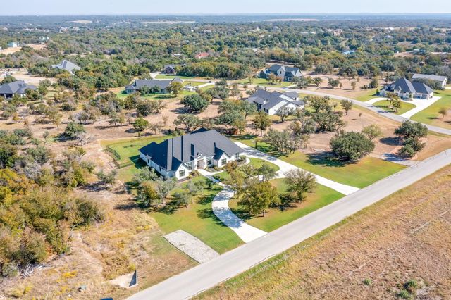 104 Woodview Creek Trail, Fort Worth, TX 76108