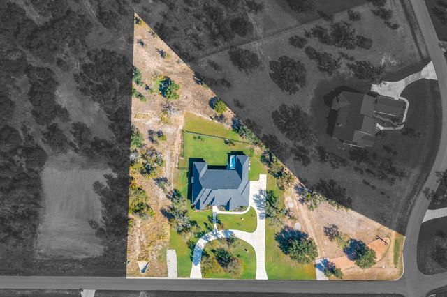 104 Woodview Creek Trail, Fort Worth, TX 76108