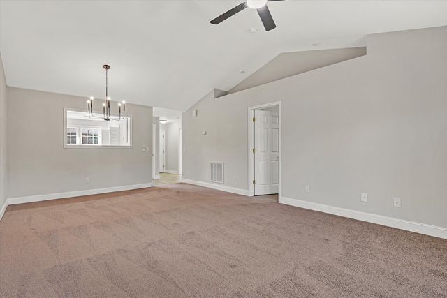 2482 Tuckawana Cir NW, Roanoke, VA 24017