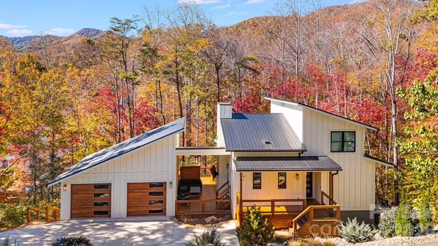 56 Creek Run Road, Candler, NC 28715