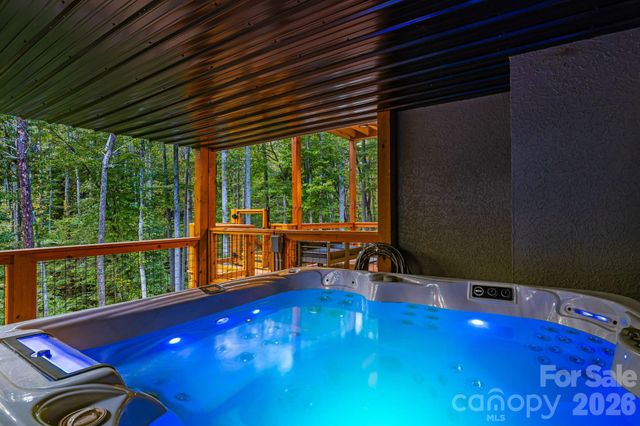 56 Creek Run Road, Candler, NC 28715