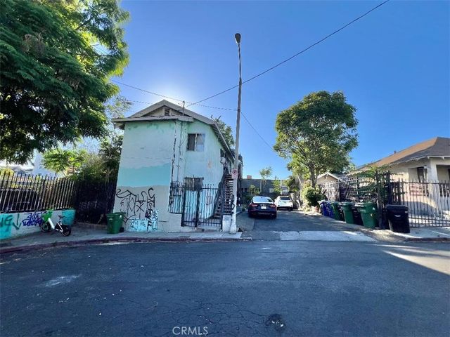 315 Firmin, Los Angeles, CA 90026