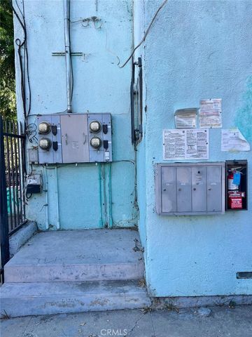 315 Firmin, Los Angeles, CA 90026