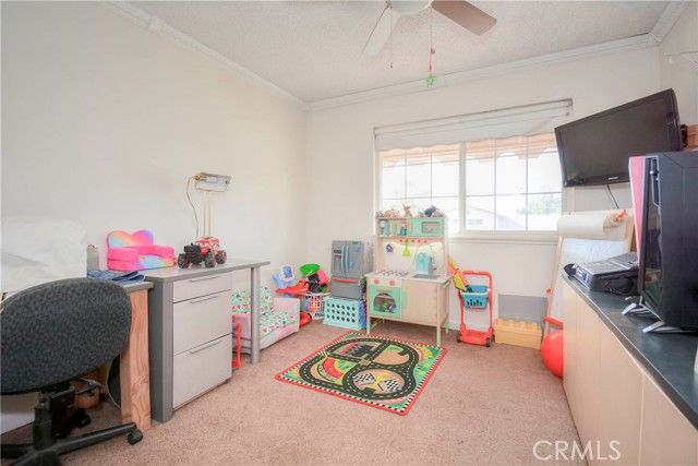 2535 Mercedes, Highland, CA 92346