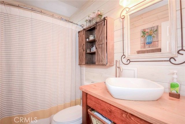 2535 Mercedes, Highland, CA 92346