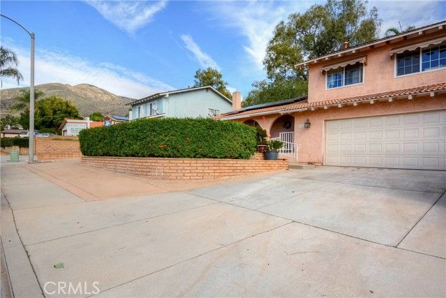 2535 Mercedes, Highland, CA 92346