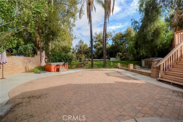 2535 Mercedes, Highland, CA 92346