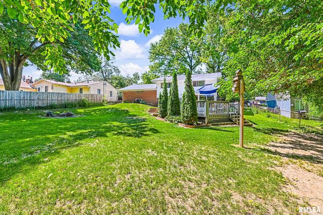 2813 W SCENIC Drive, Peoria, IL 61615