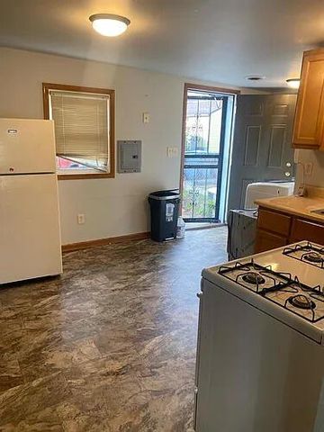 1721 S 3rd STREET #A, Milwaukee, WI 53204