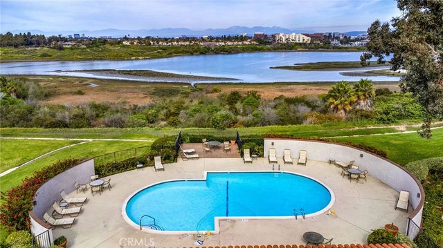 2952 Quedada, Newport Beach, CA 92660