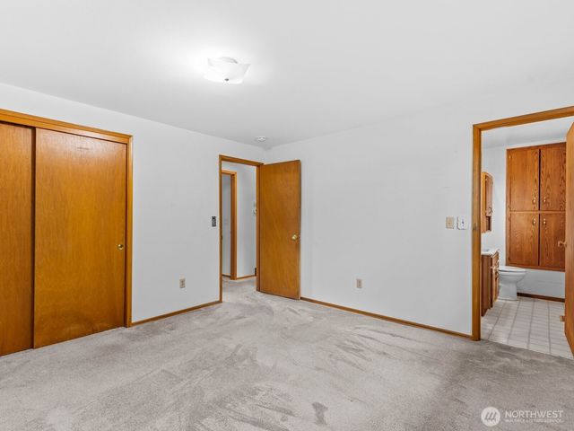 23406 94th Avenue W, Edmonds, WA 98020