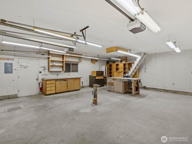 23406 94th Avenue W, Edmonds, WA 98020