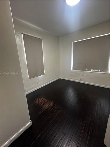 3401 SW 24th Ter 3401, Miami, FL 33145