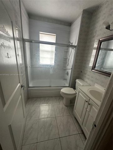 3401 SW 24th Ter 3401, Miami, FL 33145