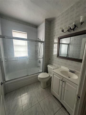 3401 SW 24th Ter 3401, Miami, FL 33145