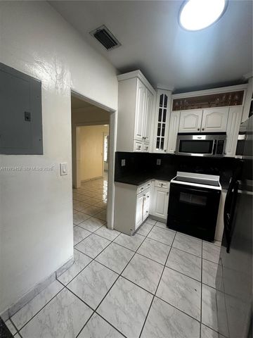 3401 SW 24th Ter 3401, Miami, FL 33145