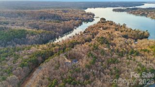 8930 Island Point Road 117, Charlotte, NC 28278