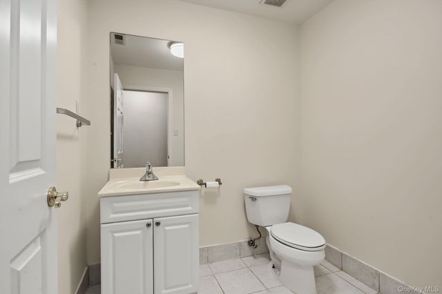 120 Woodruff Avenue, Scarsdale, NY 10583