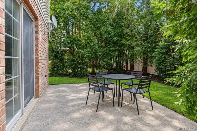 120 Woodruff Avenue, Scarsdale, NY 10583