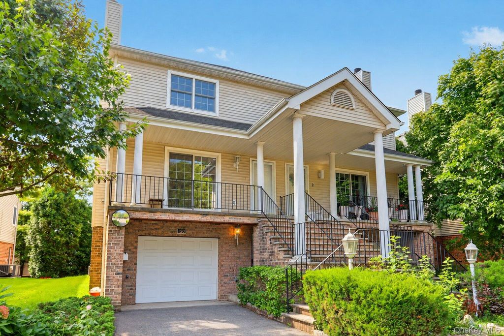 120 Woodruff Avenue, Scarsdale, NY 10583
