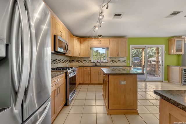 7502 PARKWOOD WAY, San Antonio, TX 78249