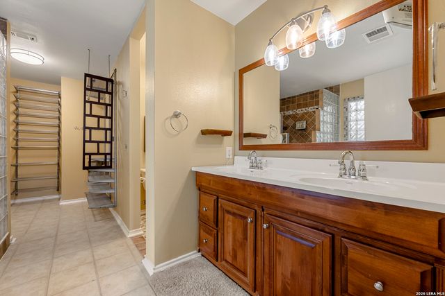 7502 PARKWOOD WAY, San Antonio, TX 78249