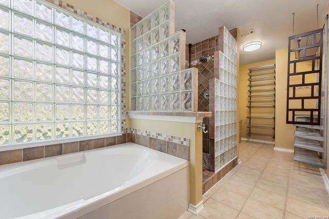 7502 PARKWOOD WAY, San Antonio, TX 78249