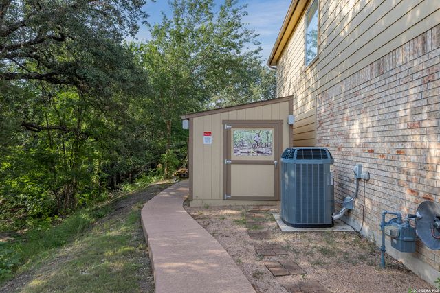 7502 PARKWOOD WAY, San Antonio, TX 78249