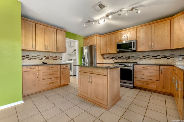7502 PARKWOOD WAY, San Antonio, TX 78249