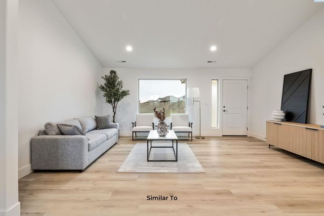 238 N Dewberry Pl, Kennewick, WA 99336