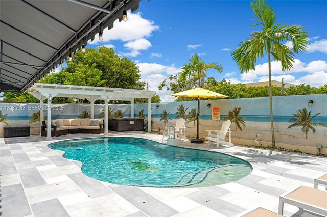 15740 SW 141st Street, Miami, FL 33196