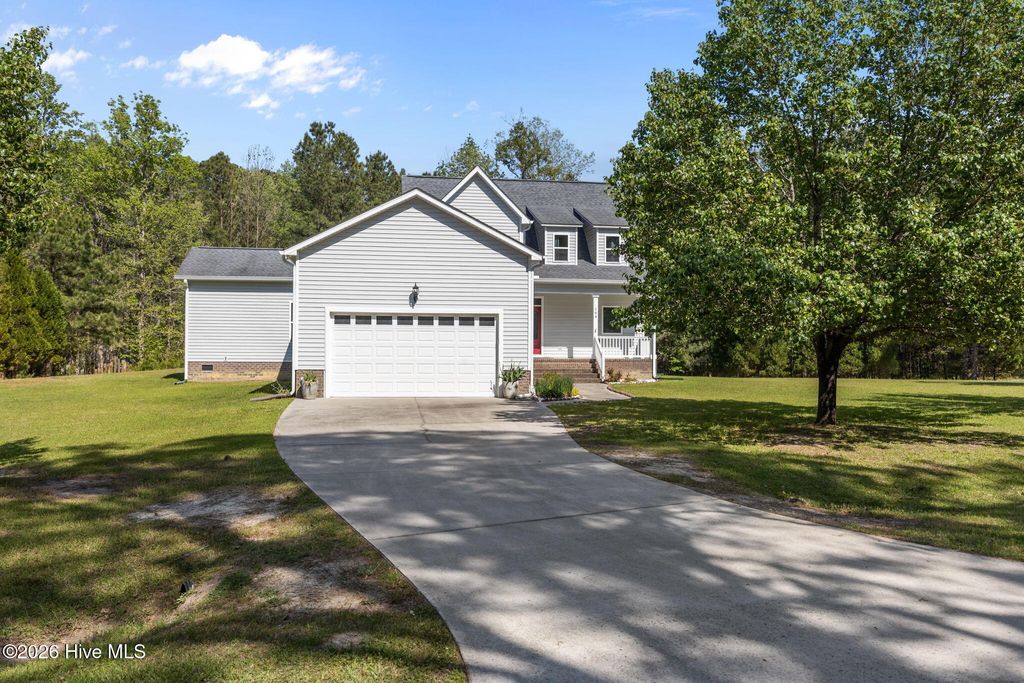 164 Bay View Drive, Chocowinity, NC 27817