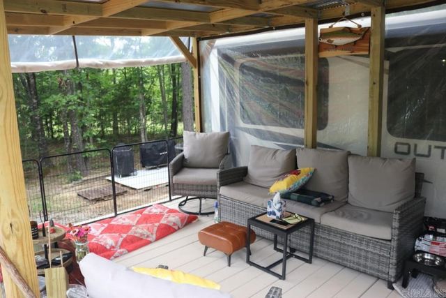 8798 Holly Mountain Road, Clinton, AR 72031