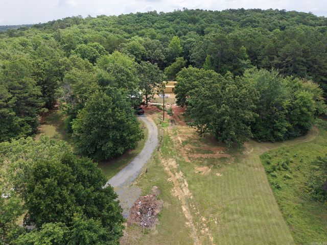 8798 Holly Mountain Road, Clinton, AR 72031