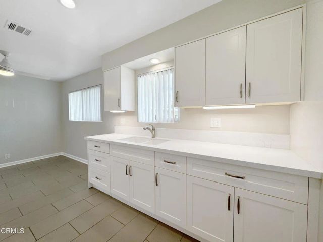 605 N Los Robles Avenue 8, Pasadena, CA 91101