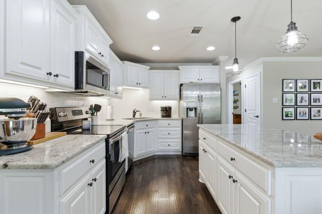 23 Fletcher Dr, Austin, AR 72007