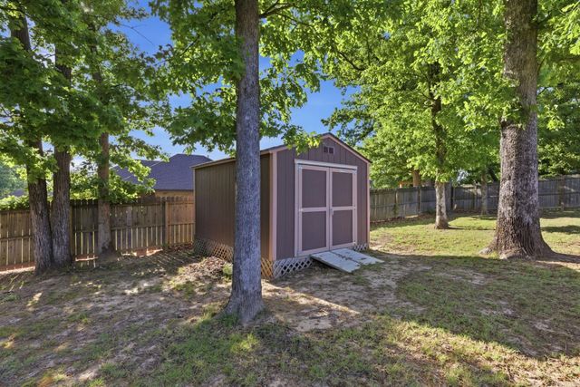 23 Fletcher Dr, Austin, AR 72007