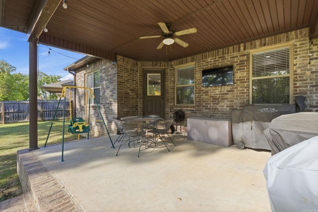 23 Fletcher Dr, Austin, AR 72007