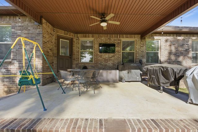 23 Fletcher Dr, Austin, AR 72007