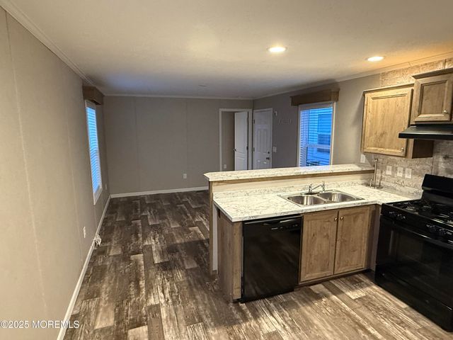 7 John Street, Keansburg, NJ 07734