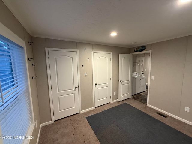 7 John Street, Keansburg, NJ 07734