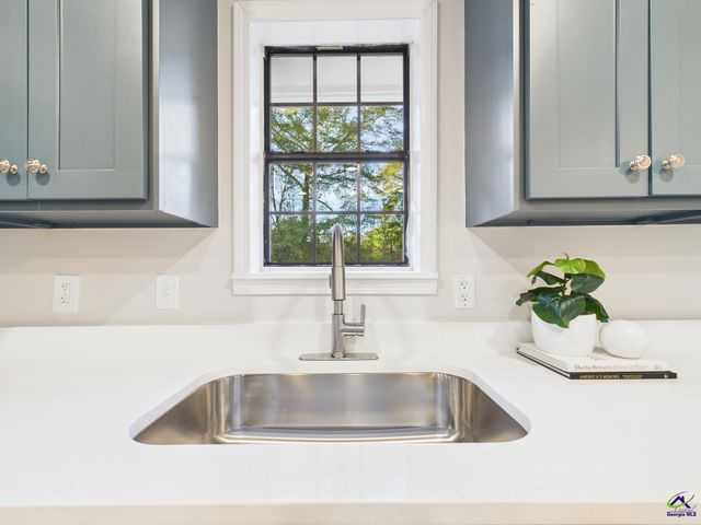 2970 Frederick Drive, Dry Branch, GA 31020